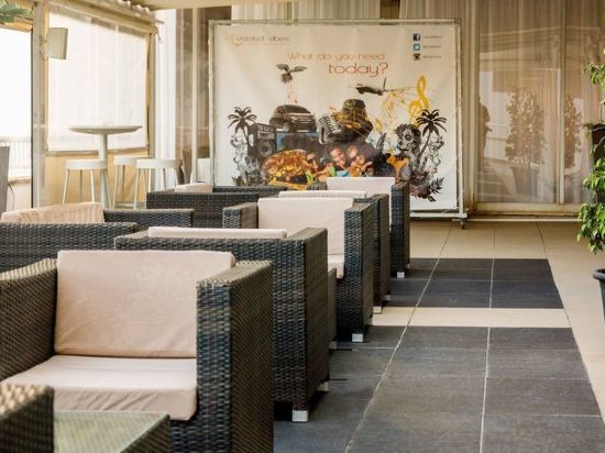 Фото Vistasol Apartments