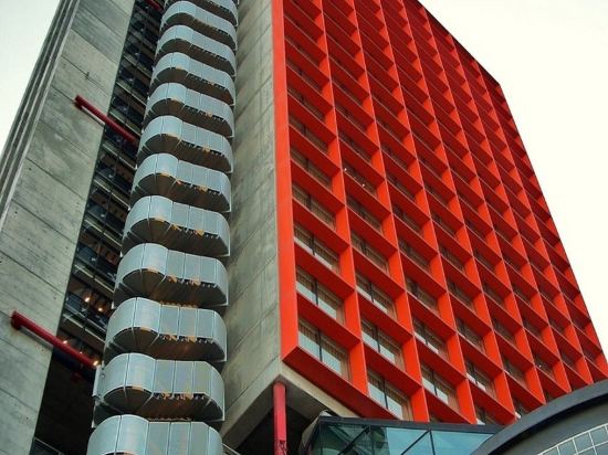 Фото Hyatt Regency Barcelona Tower