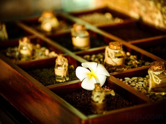 Фото Palm Garden Beach Resort and SPA