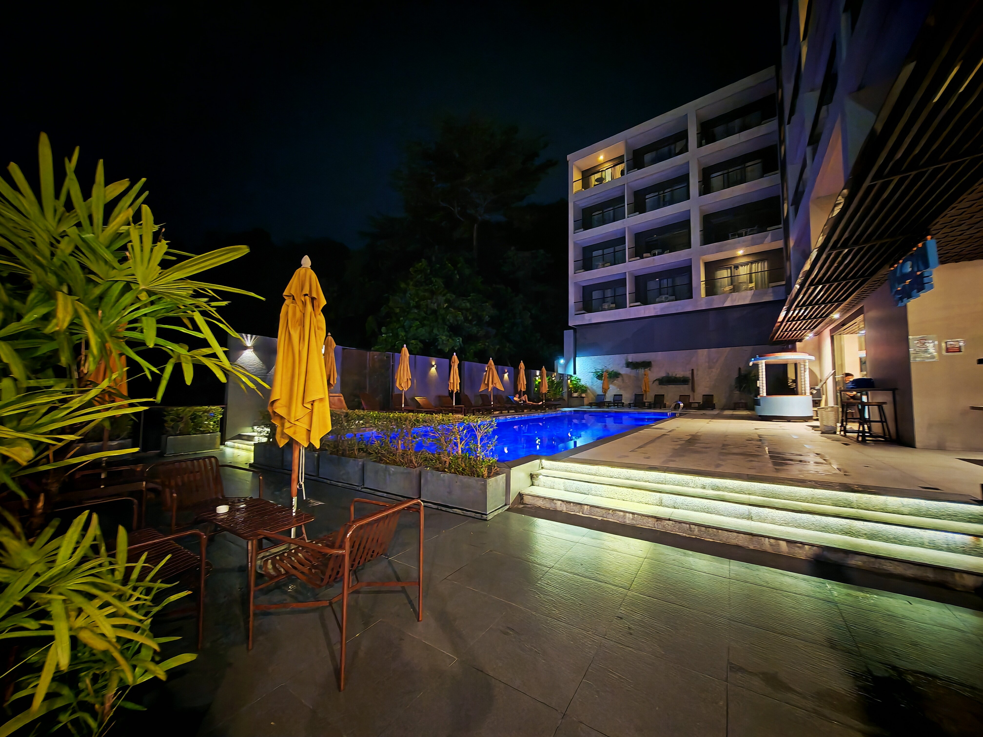 Фото Hotel IKON Phuket