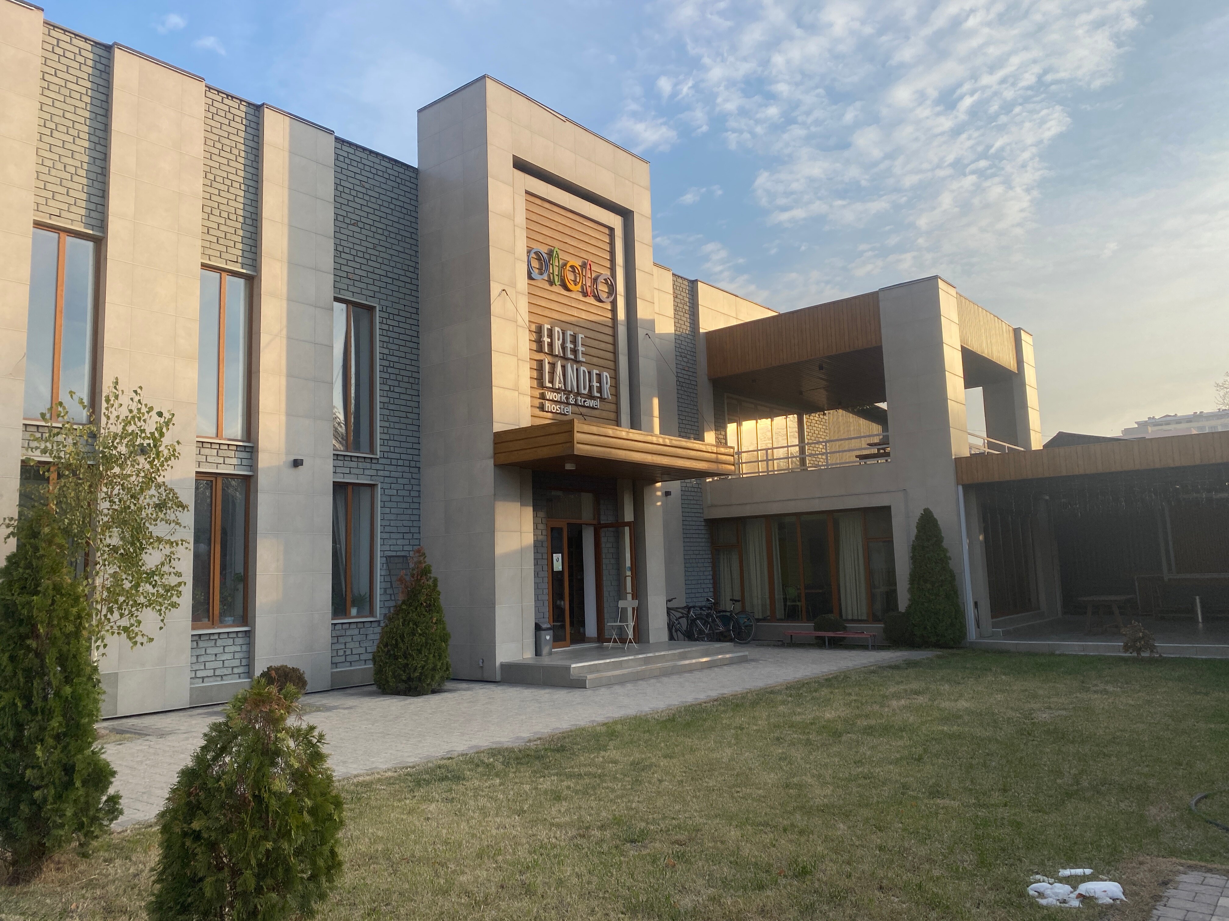 Фото OloloFreelander Hostel&Coworking