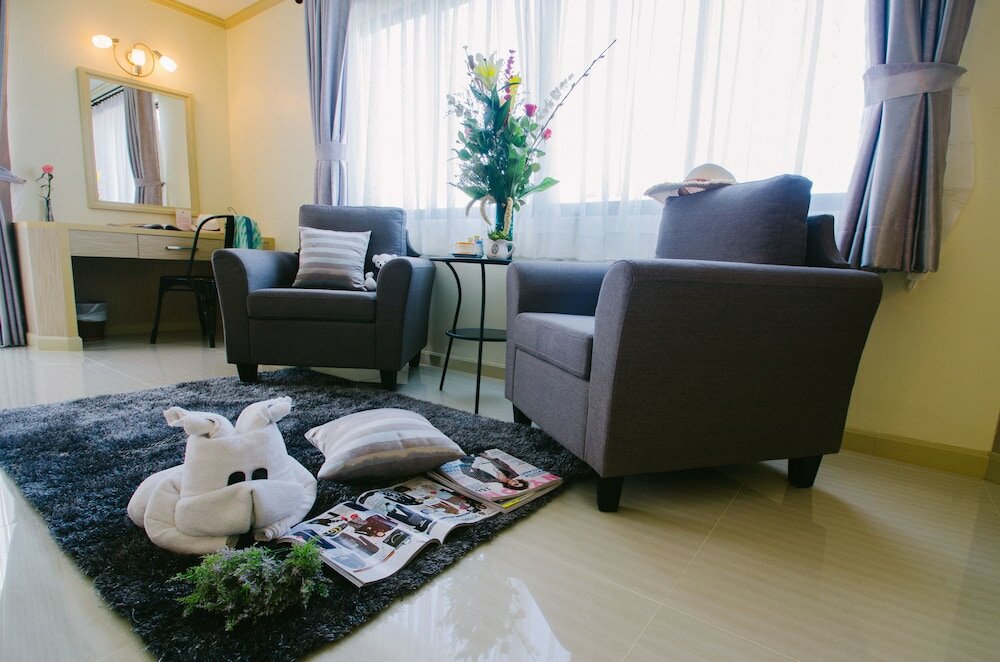 Фото Thipurai City Hotel