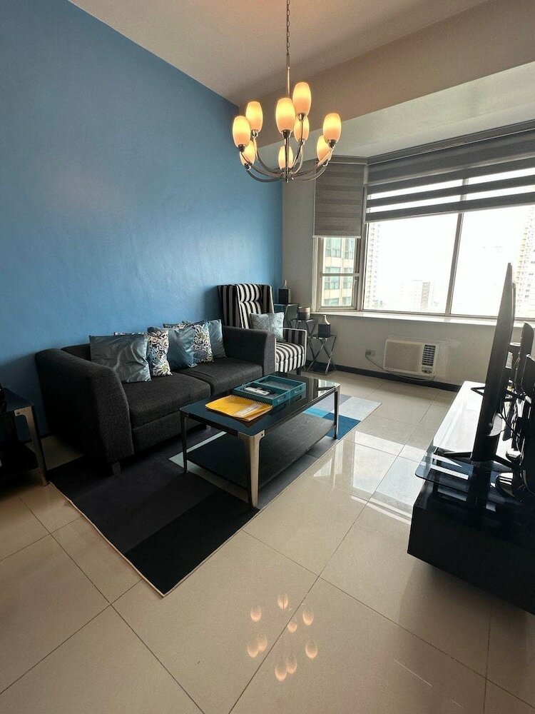 Фото Suites de Marina Manila