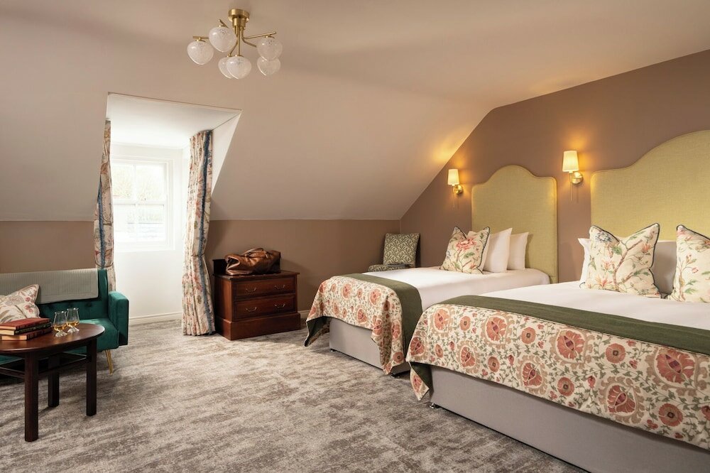 Фото Londonderry Arms Hotel