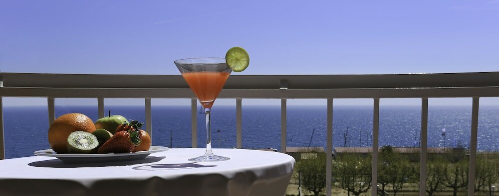 Фото Kaktus Hotel Volga