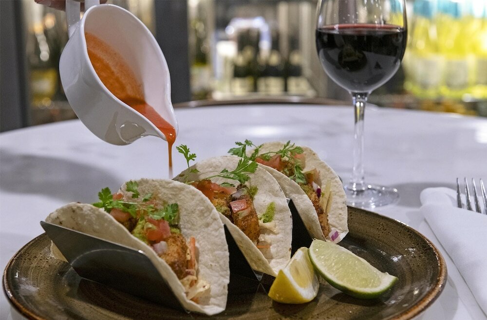 Фото DoubleTree by Hilton West Edmonton