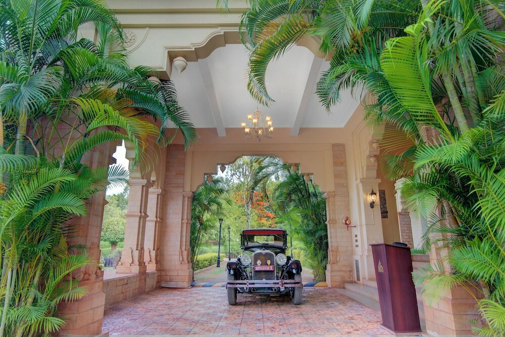 Фото WelcomHeritage Shivavilas Palace