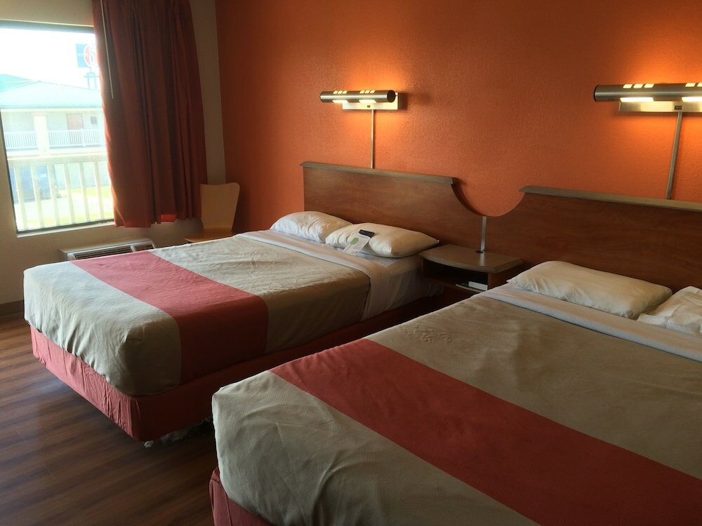 Фото Motel 6 Mount Vernon, Il