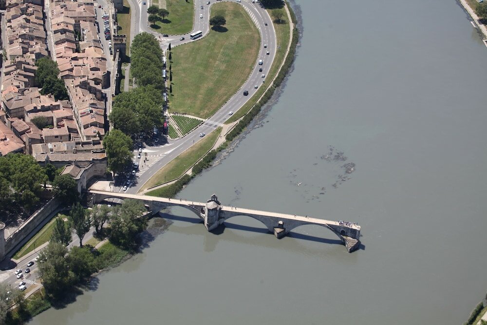 Фото Kyriad Avignon Palais Des Papes