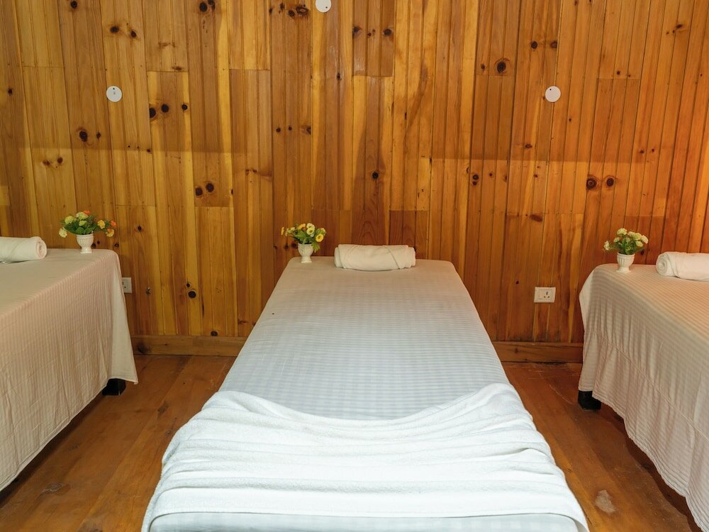 Фото Tiger Nest Resort