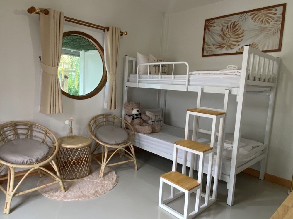 Фото ThanaVill Resort