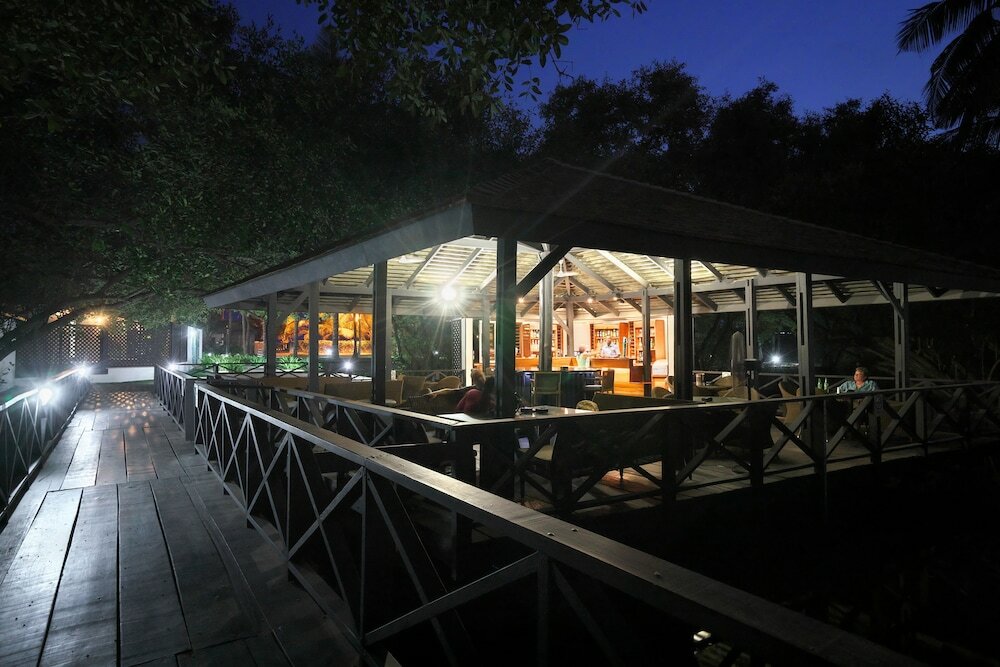 Фото Labadi Beach Hotel