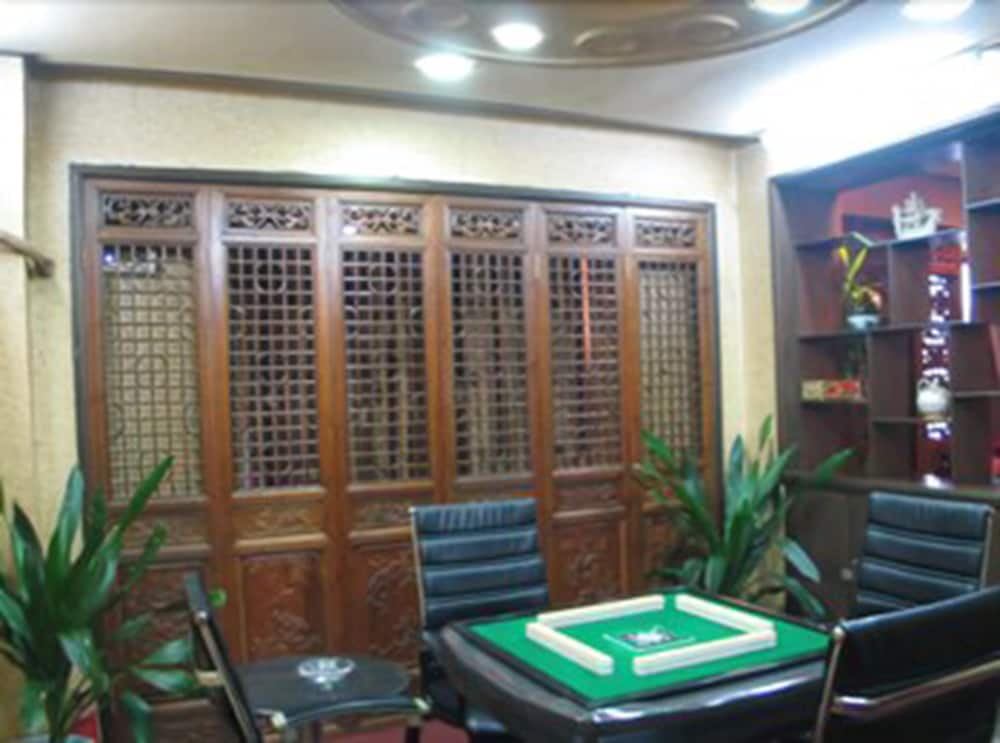 Фото Hangzhou West Lake Xinqiao Hotel