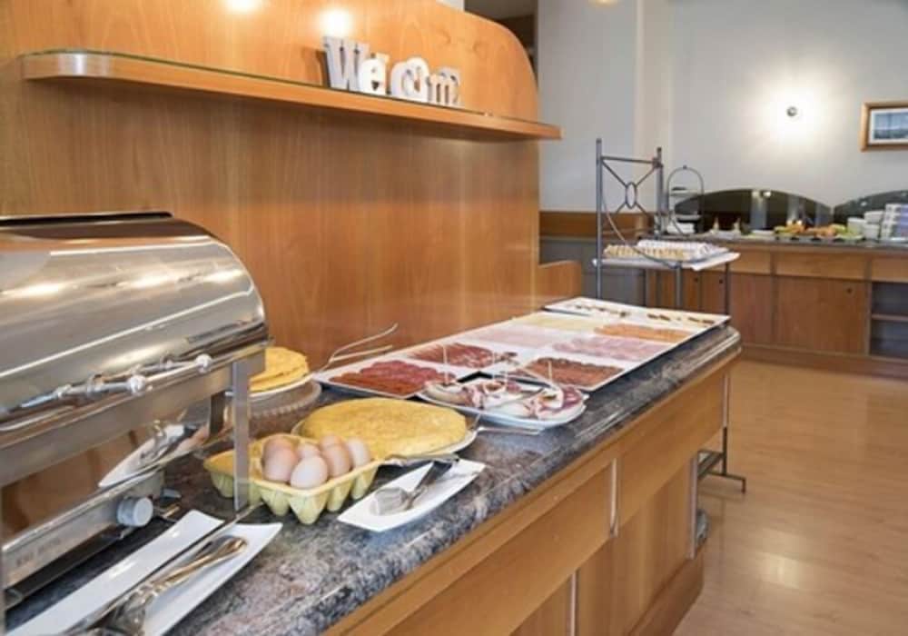 Фото Hotel Blanca de Navarra