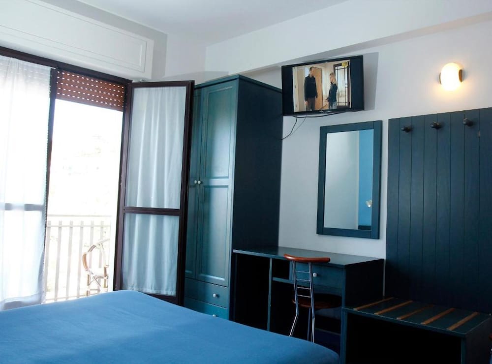 Фото Hotel La Darsena