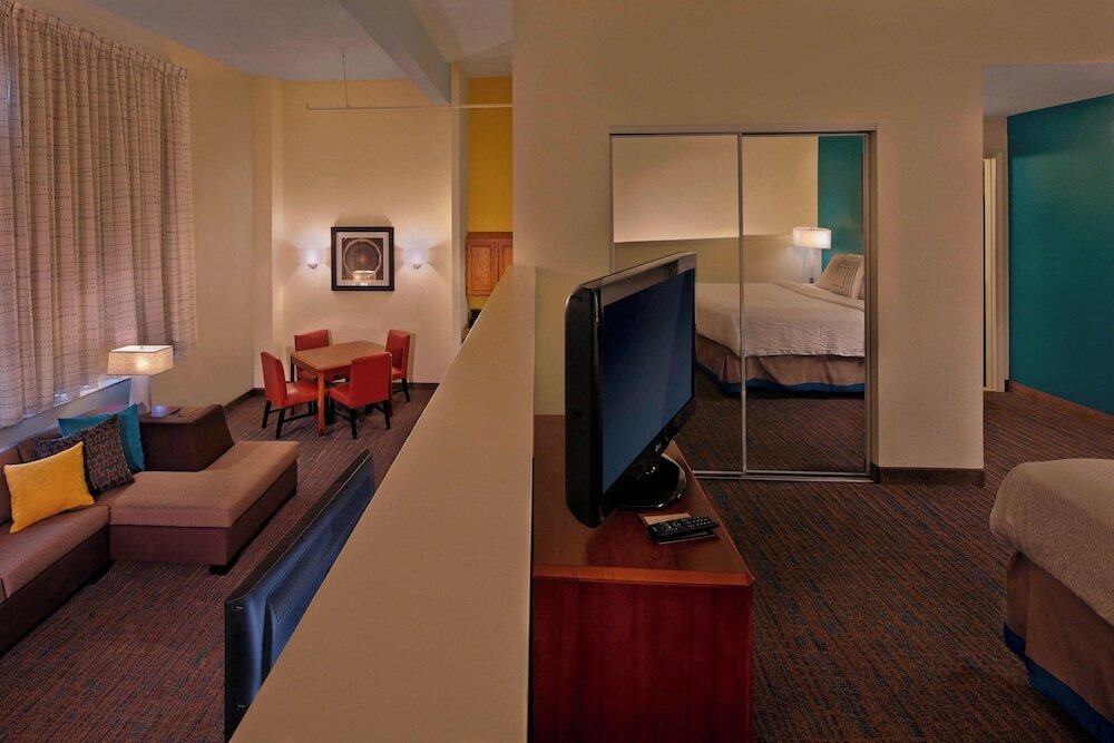 Фото Residence Inn by Marriott Hartford Downtown