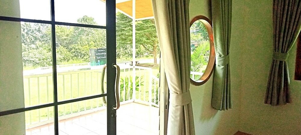 Фото Baan Suan Rojjana