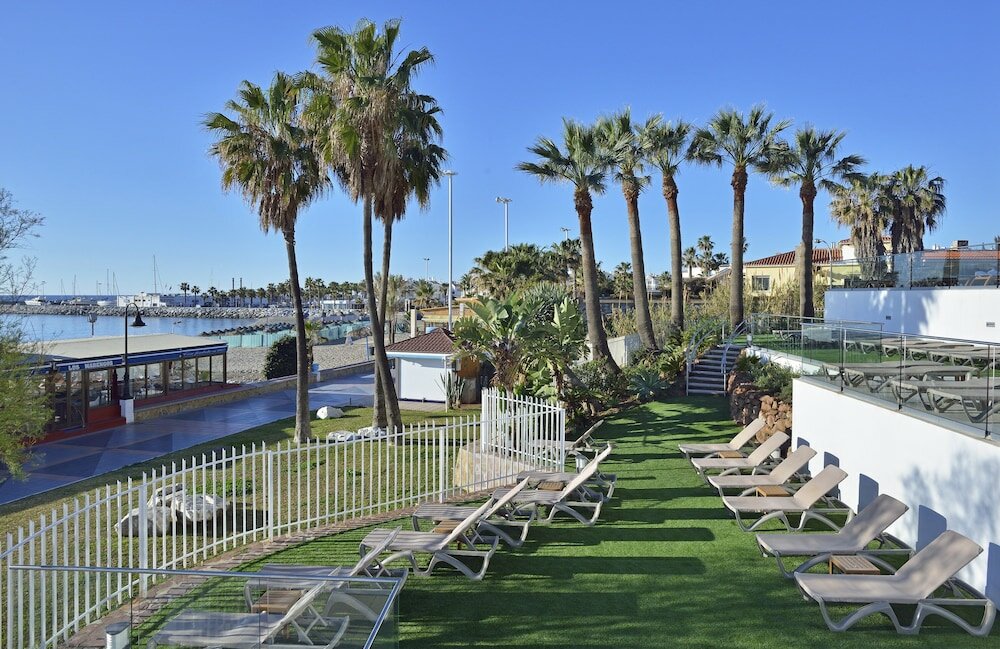 Фото Hotel Ocean House Costa del Sol