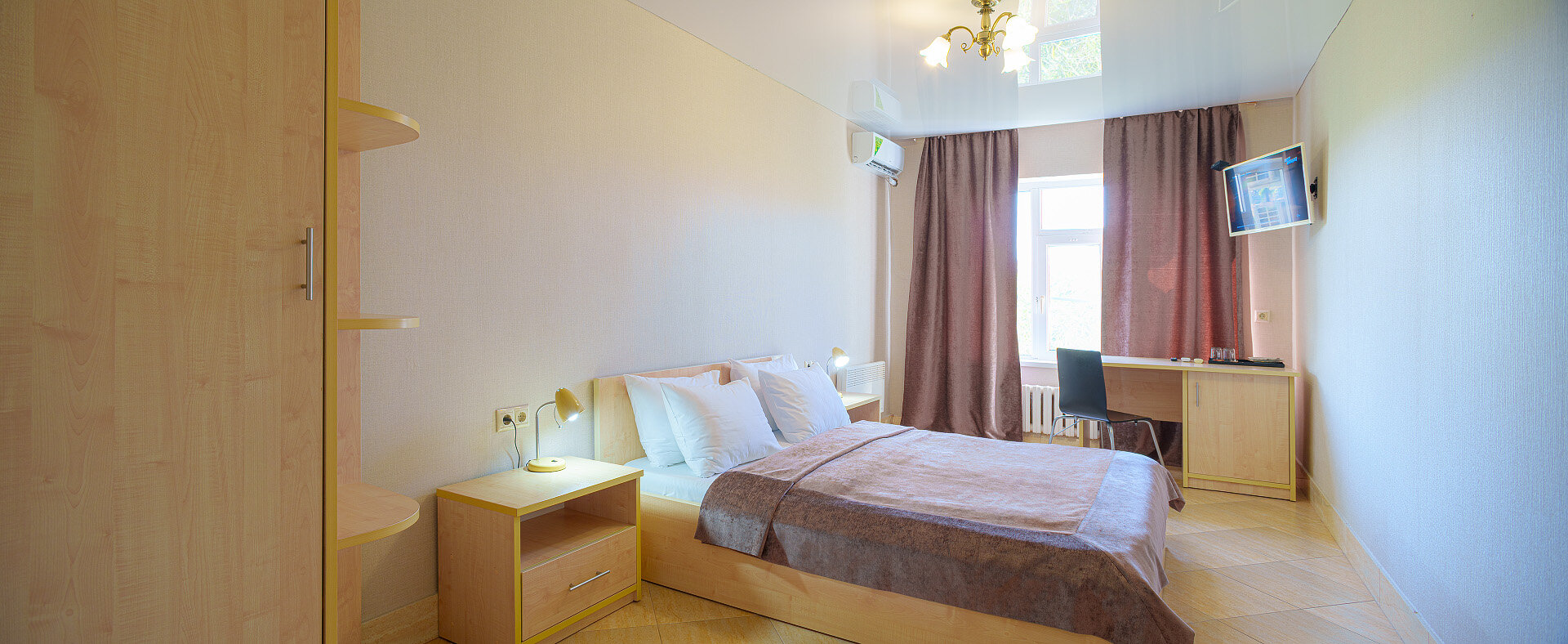 Фото отеля 2