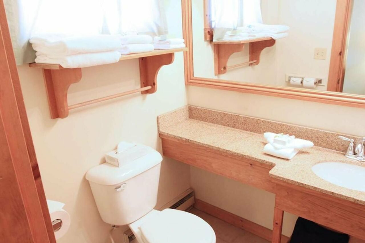 Фото Tugboat Inn