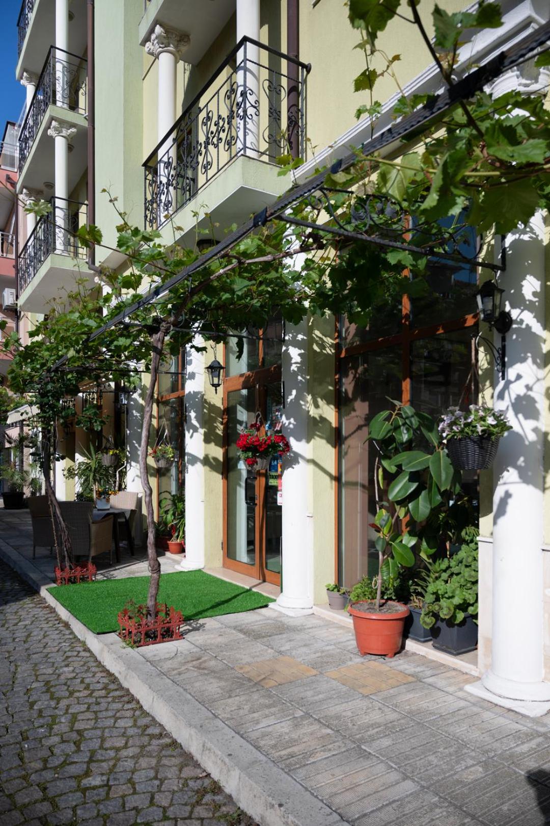 Фото отеля 4