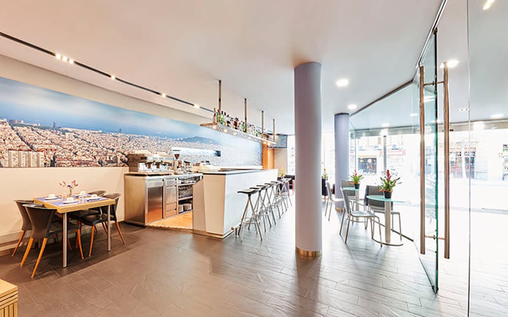 Фото Barcelona Century Hotel