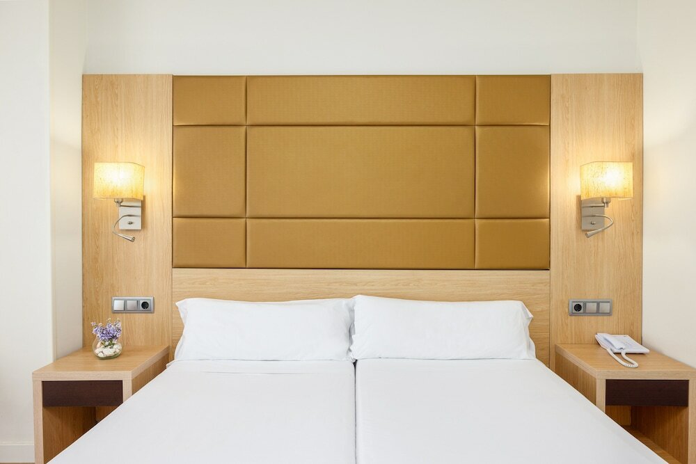 Фото Virgen de los Reyes