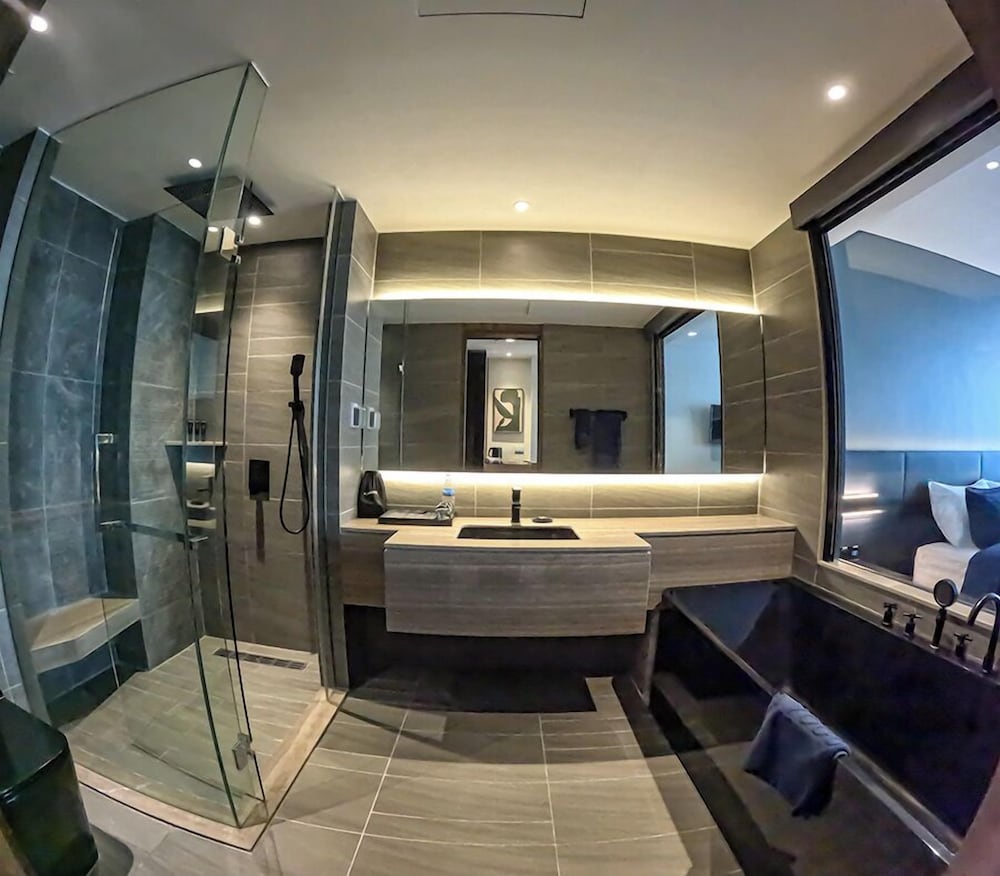 Фото La Vogue Boutique Hotel & Casino