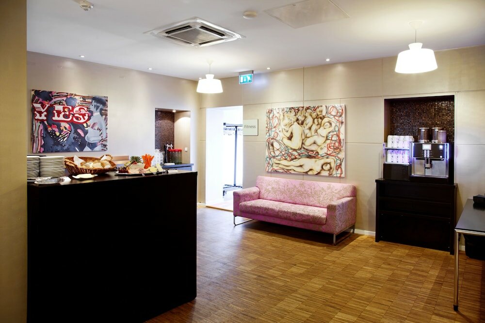 Фото Scandic Front