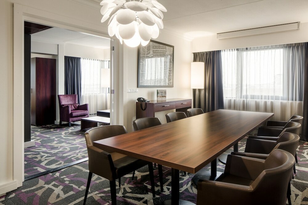 Фото Hampshire Hotel - Babylon Den Haag