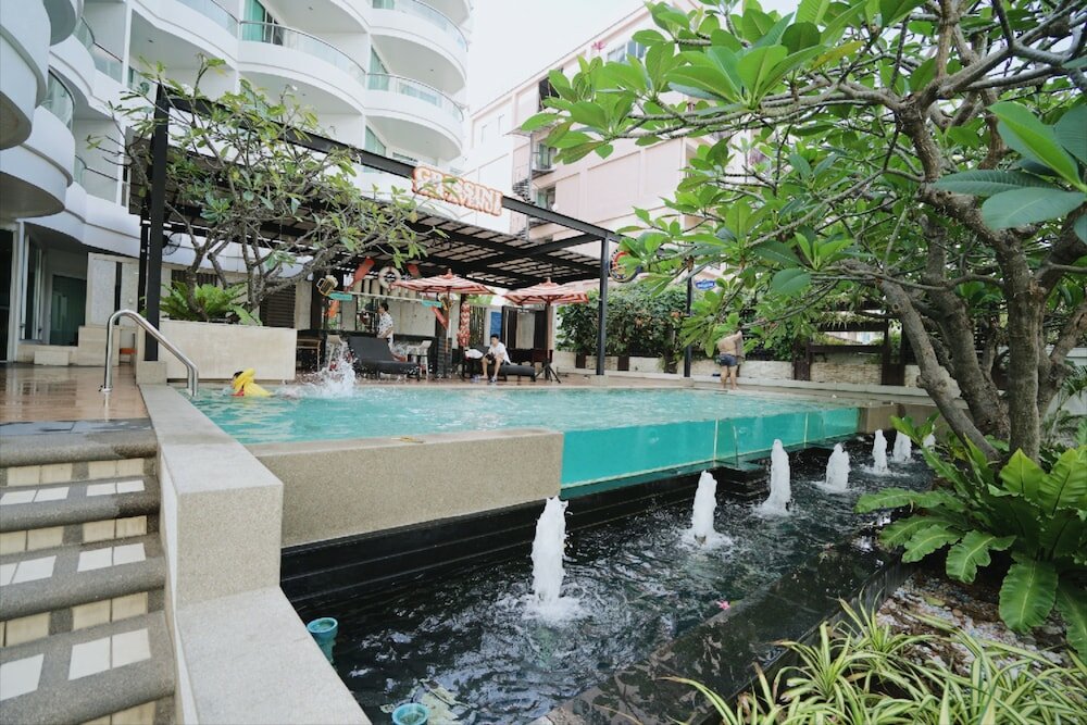 Фото Pattaya Sea View Hotel