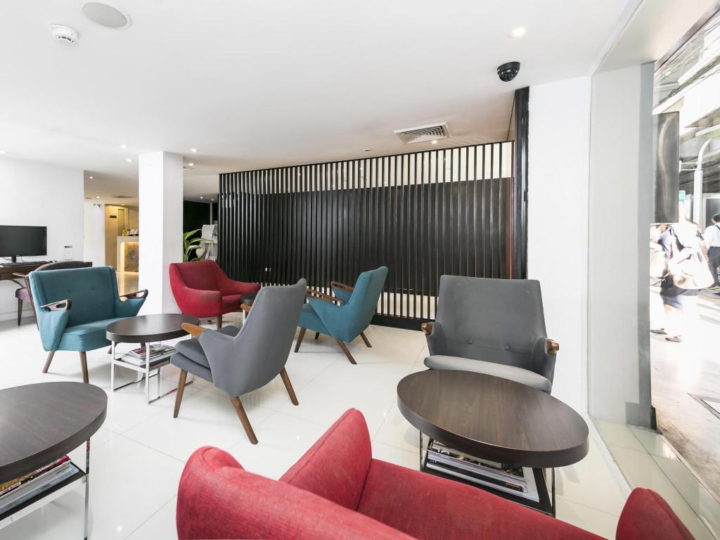 Фото 24 Inn Hotel