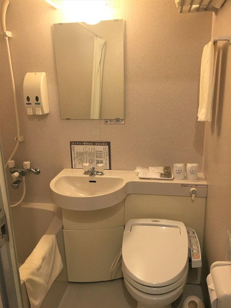 Фото Natural Hot Spring Midosuji Hotel