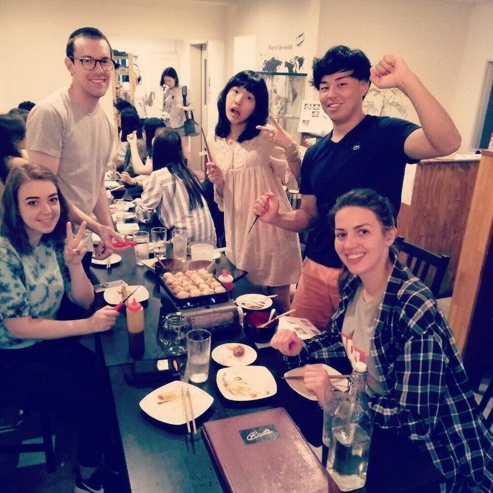 Фото Roots Hostel