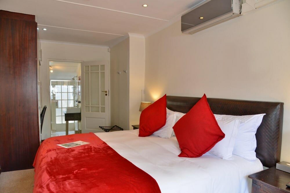 Фото Sand River Guest House