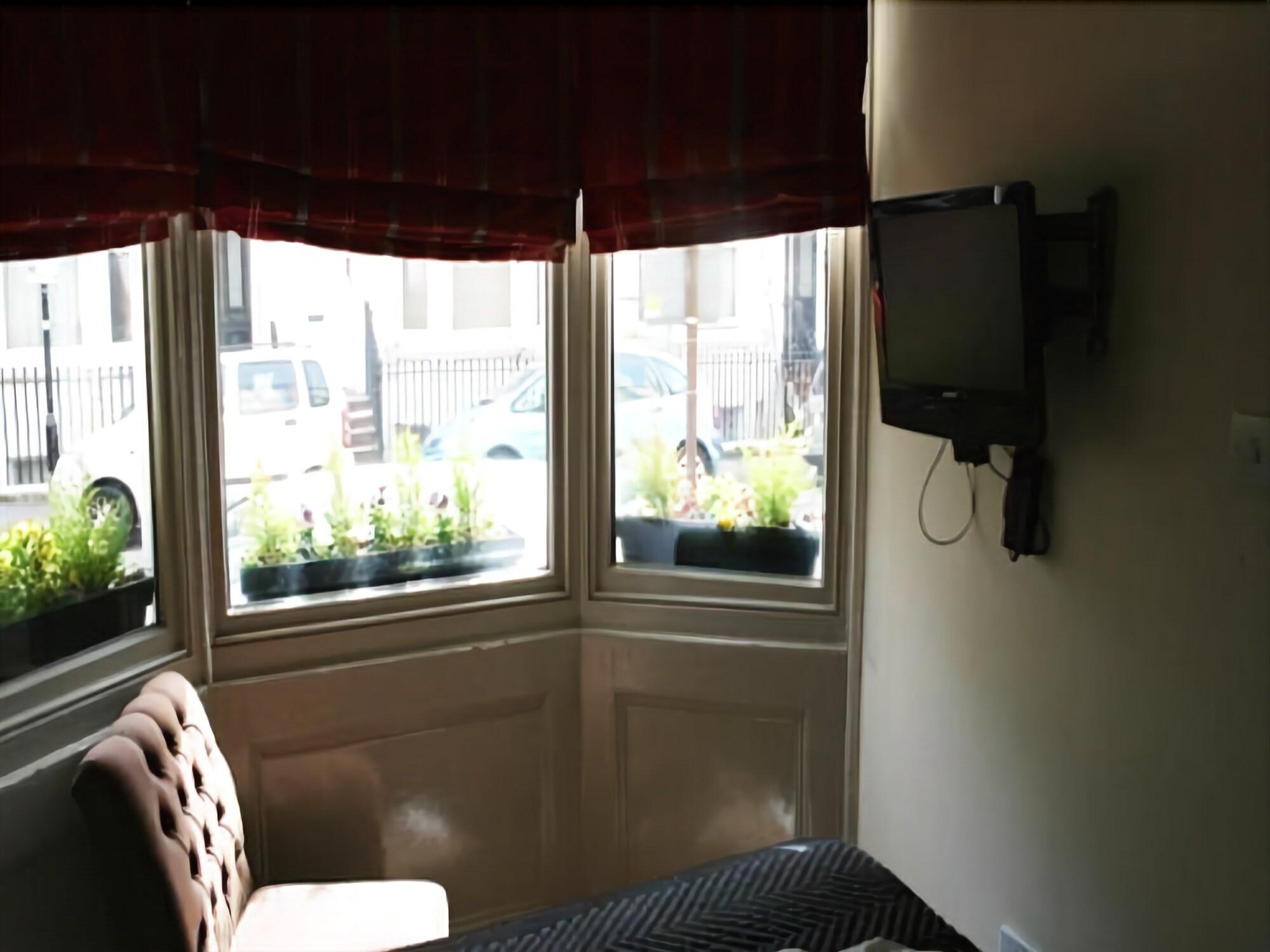 Фото Grand Pier Guest House