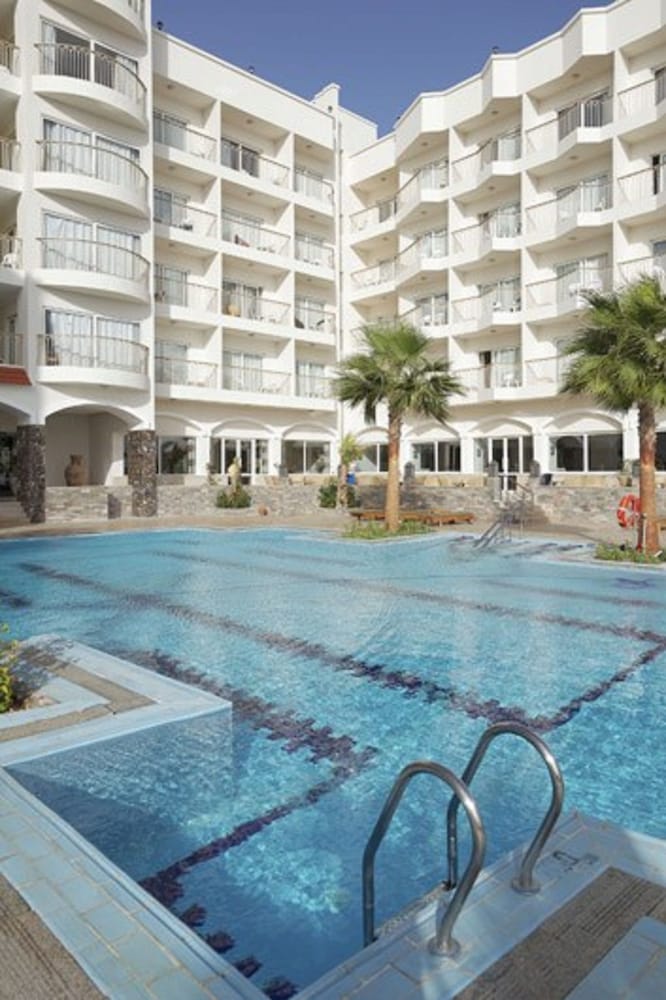 Фото Royal Star Beach Resort