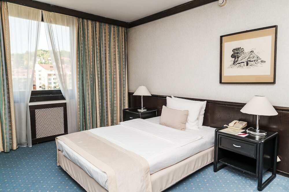 Фото Hotel Holiday