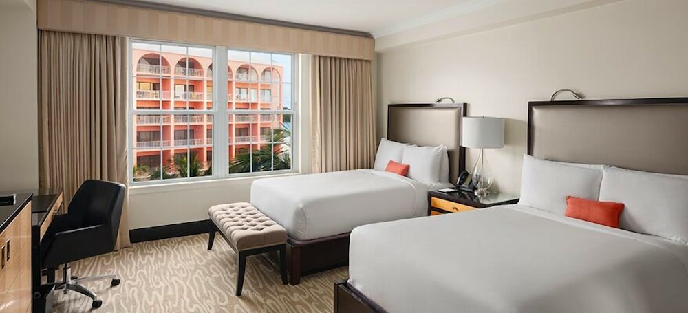 Фото Hamilton Princess & Beach Club A Fairmont Managed Hotel