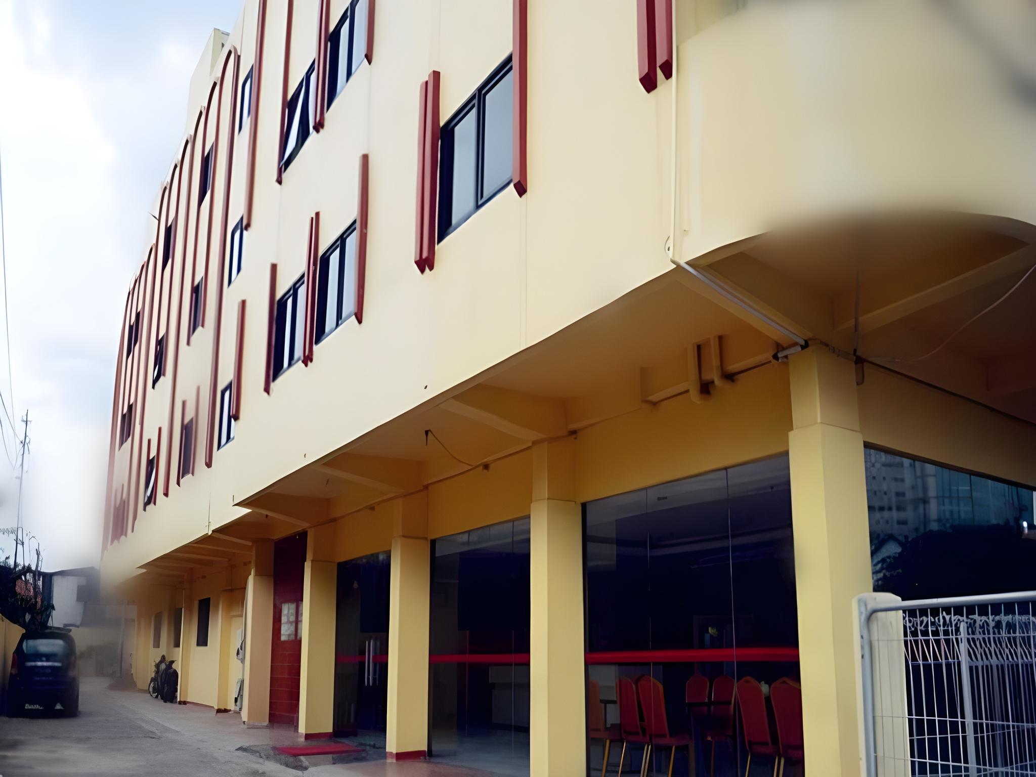 Фото Hotel Mustika Senen