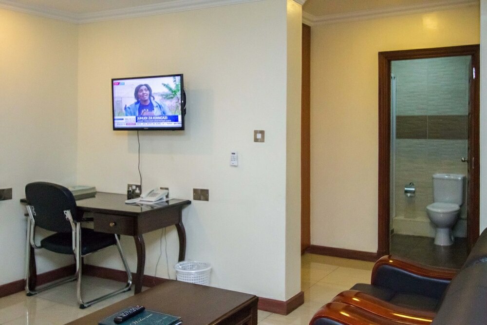 Фото Pinecone Hotel