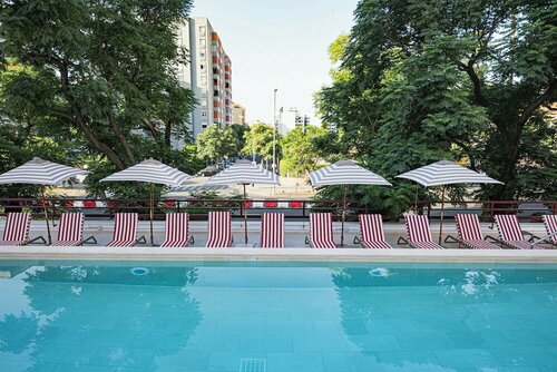 Внешний вид отеля Hesperia Sevilla в Севилье, фото 5