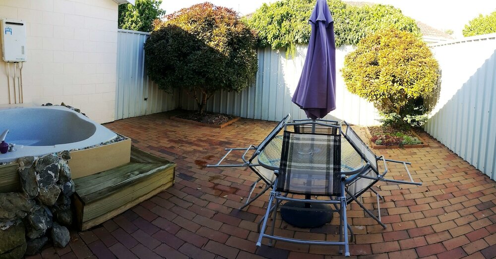 Фото Ann's Volcanic Rotorua Motel and Serviced Apartments