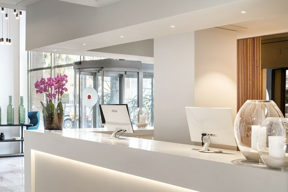 Фото Sallés Hotel Ciutat del Prat Barcelona Airport