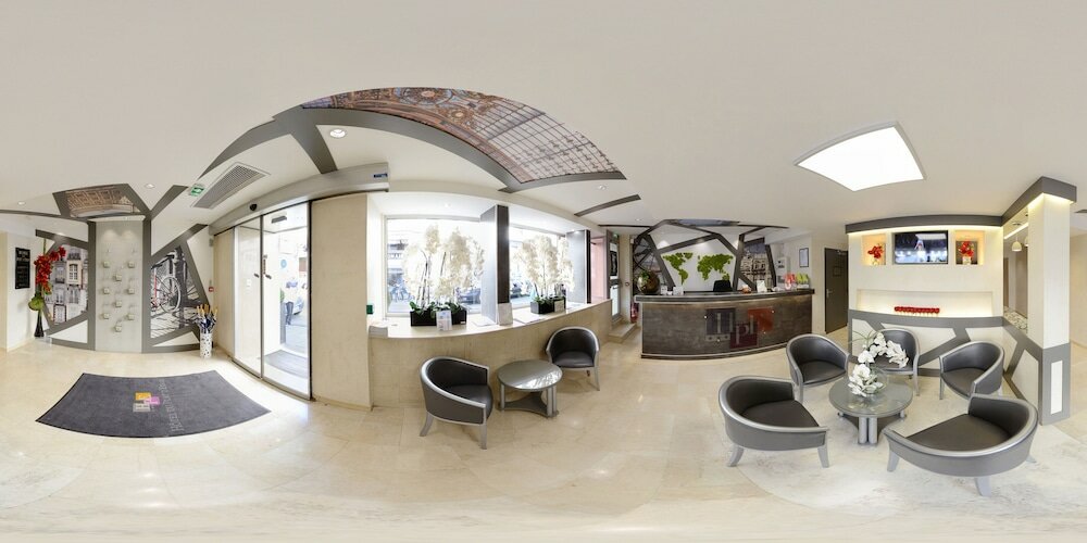 Фото отеля 3