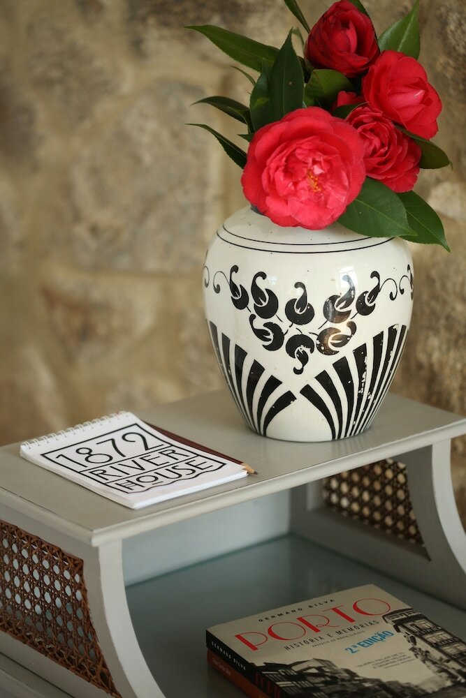 Фото 1872 River House