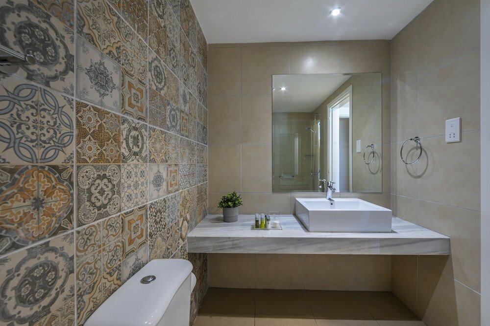 Фото Tofinis Hotel