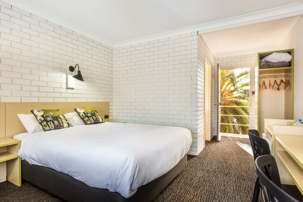 Фото Boomerang Hotel