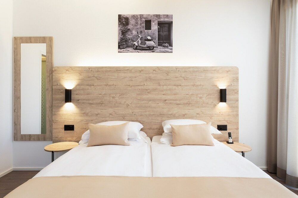 Фото Hotel Du Lac Locarno