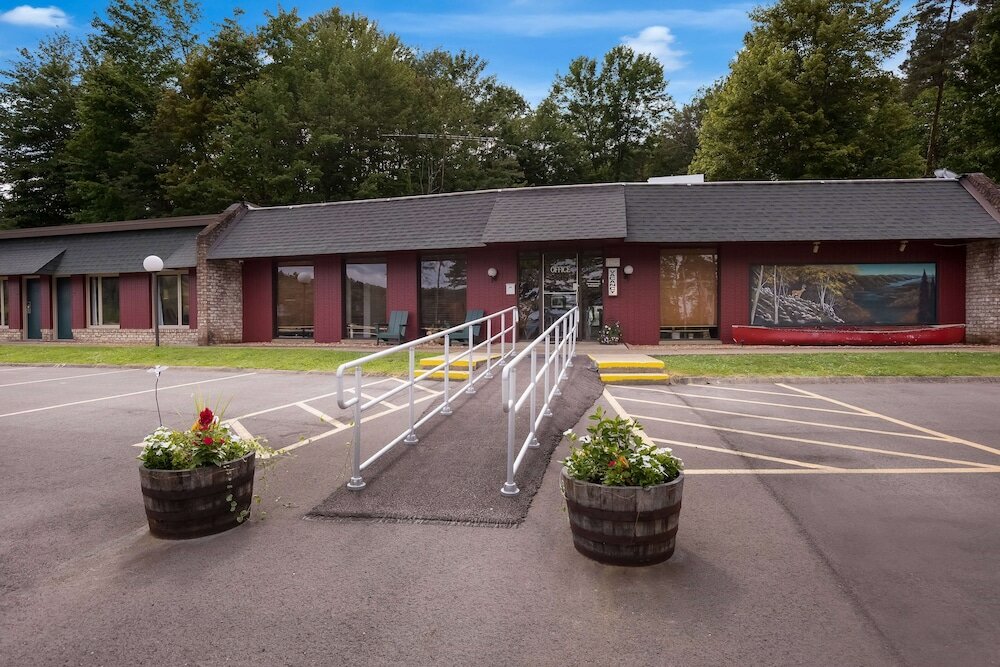 Фото Travelodge by Wyndham Emlenton